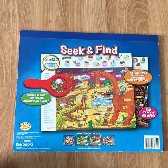 Bundle of Seek & Find Book and Puzzle - Picture 15 of 16